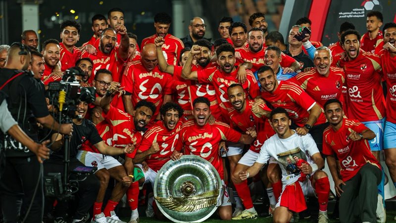 احتفال لاعبو الأهلي