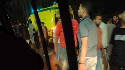 إصابة 7 أشخاص إثر انقلاب سيارة ميكروباص بطريق أسبوط الغربى بالفيوم