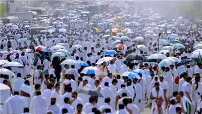 الإفتاء توضح.. حكم لبس المرأة قناعًا طبيًّا وهي محرمة أثناء الحج