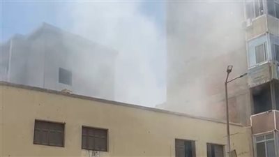 اندلاع حريق في مدرسة صلاح سالم الإعدادية بمدينة سوهاج | صور