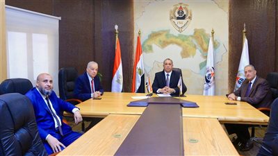 نقيب المحامين يُتابع الوقفات الاحتجاجية ويؤكد: المرحلة الحالية تتطلب التكاتف