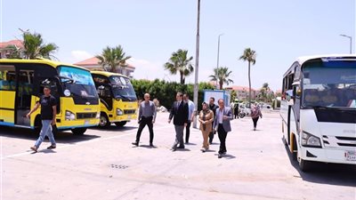 محافظ دمياط : ٤٠ طفطف جاهزين لاستقبال المصطافين في رأس البر بدمياط