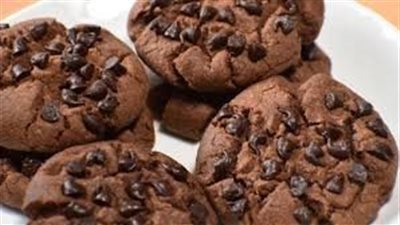 طعم مقرمش ومذاق لا يُقاوم .. كوكيز الشوكولاتة في المنزل