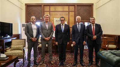 مصر تعزز شراكتها الصحية مع ألمانيا.. وتوسع برامج التدريب الطبي المتخصص