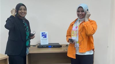 بأجهزة تكنولوجية متطورة.. دعم جديد من جامعة سوهاج للطلاب ذوي الإعاقة السمعية