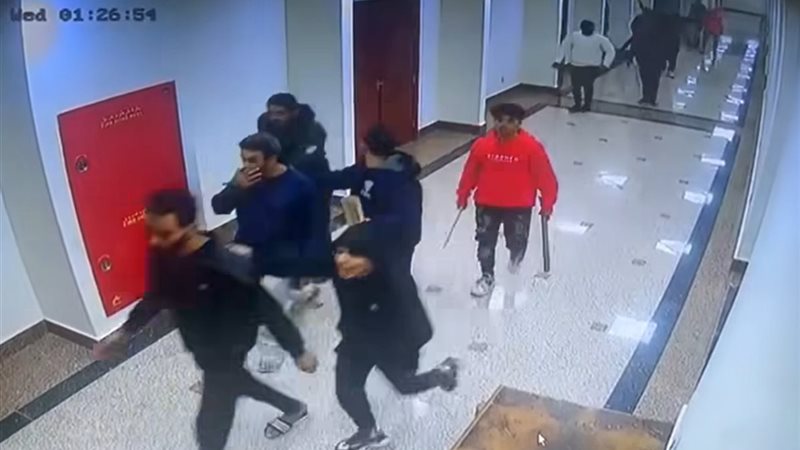 لحظة طرد أحمد الدجوي