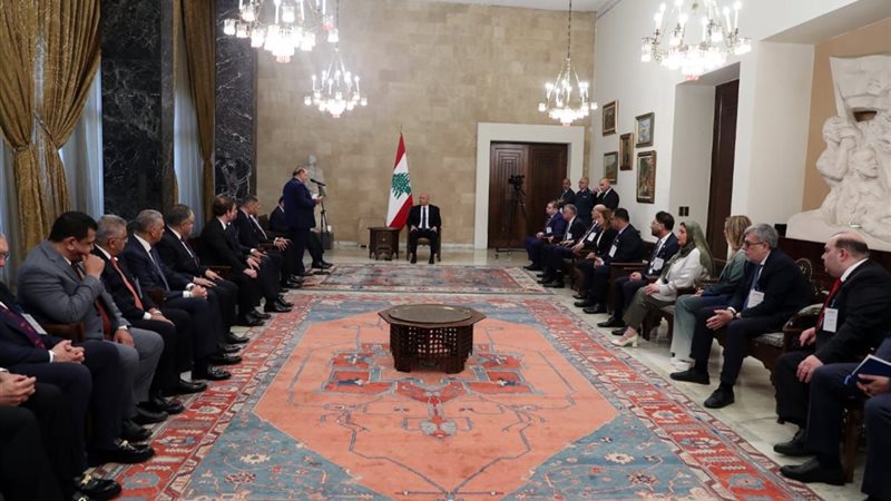 لقاء رفيع في بيروت..