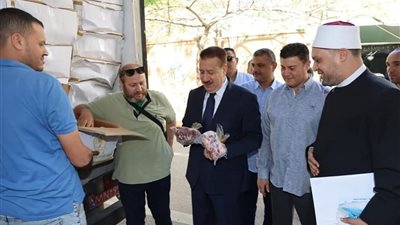 وزارة الأوقاف تواصل مشروع صكوك الإطعام.. وتسليم 2 طن لحوم في المنوفية