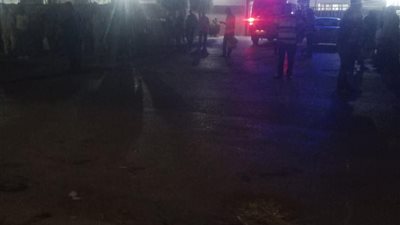 حادث مأساوي بالعاشر من رمضان .. شاب يُدهس بسيارة والده داخل المصنع