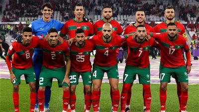 بفرمان من تين هاج .. بايرن ليفركوزن يبدأ مفاوضاته مع نجم منتخب المغرب