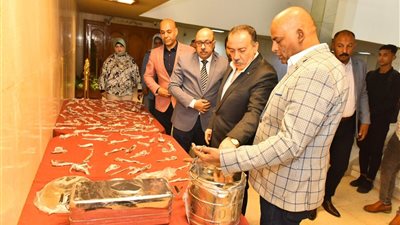 محافظ أسيوط: نجحنا في إعادة تأهيل 1600 آلة جراحية وتوفير ملايين الجنيهات 