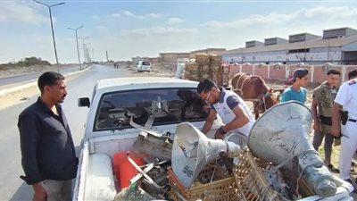 إزالة 15 حالة تعد على أملاك الدولة بحي فيصل في السويس 