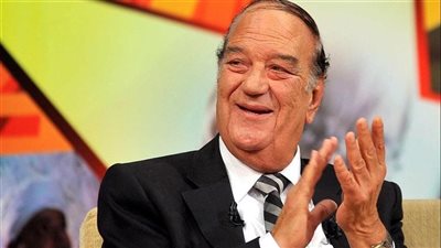 «تيخا» يستحضر ذكريات العمل مع حسن حسني في «آخر كلام»