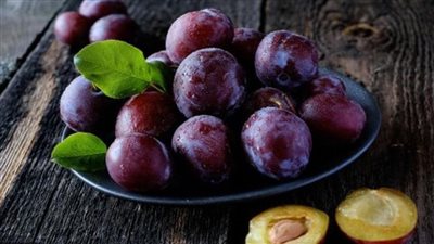 فى موسمه.. ما هي فوائد تناول حبة البرقوق يوميًا على صحتك؟