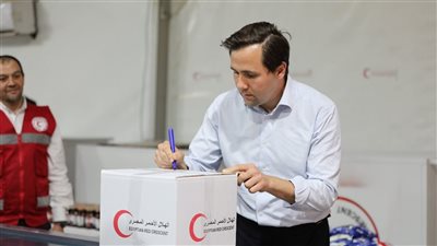 الهلال الأحمر : 35 ألف شاحنة تحمل 500 ألف طن مساعدات لغزة