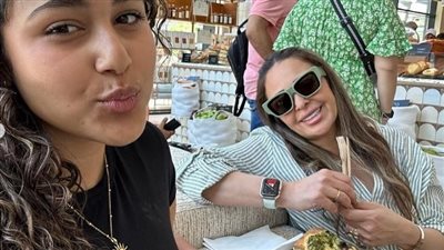 داليا البحيري تنشر صورة جديدة تجمعها بابنتها وتخطف الأنظار