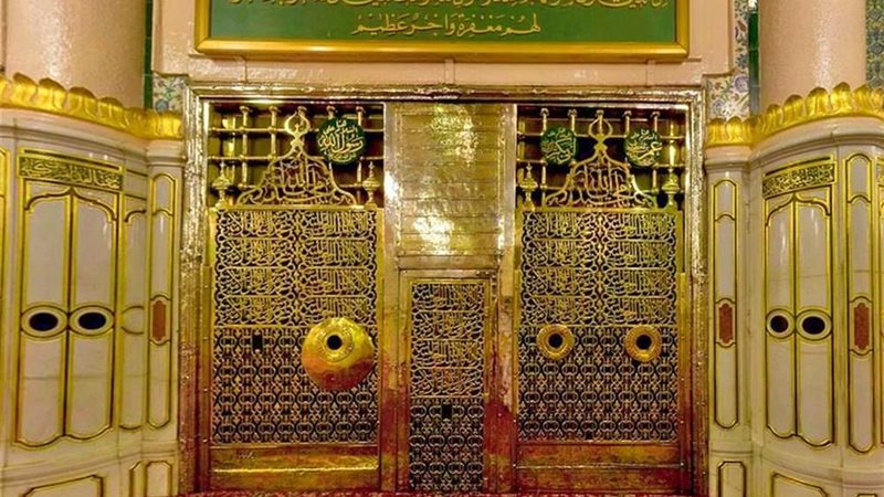 زيارة قبر النبي