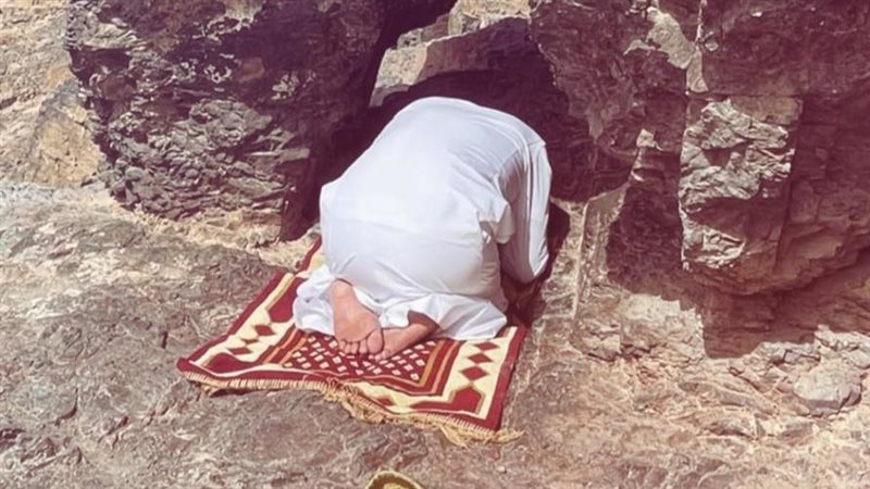 أحمد سعد في غار السجدة