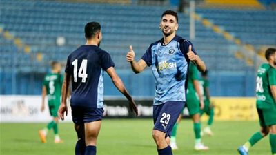 وليد الكرتي يوقع على عقود التجديد لبيراميدز لمدة موسمين |خاص 