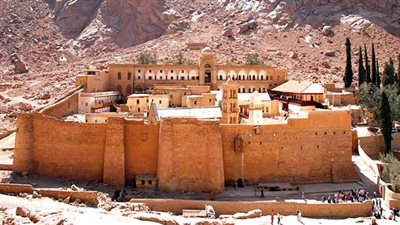 مصطفى بكري عن شائعة إغلاق دير سانت كاترين: الدولة تواجه حربًا ممنهجة | فيديو