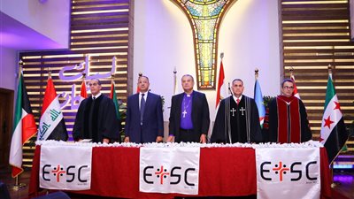 رئيس الطائفة الإنجيلية يشهد تخريج الدفعة 154 من كلية اللاهوت المشيخية