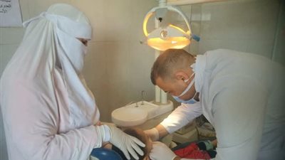 فحص وتوفير العلاج لــ1590حالة بقافلة للصحة ضمن حياة كريمة ببنى سويف