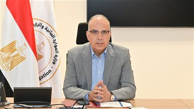 وزير الري يتابع حالة المنظومة المائية بمحافظتى بنى سويف والمنيا 