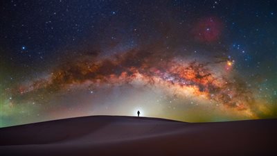 مصور الفلك البريطاني: مصر دائمًا هي المكان الأفضل لالتقاط صور الفضاء