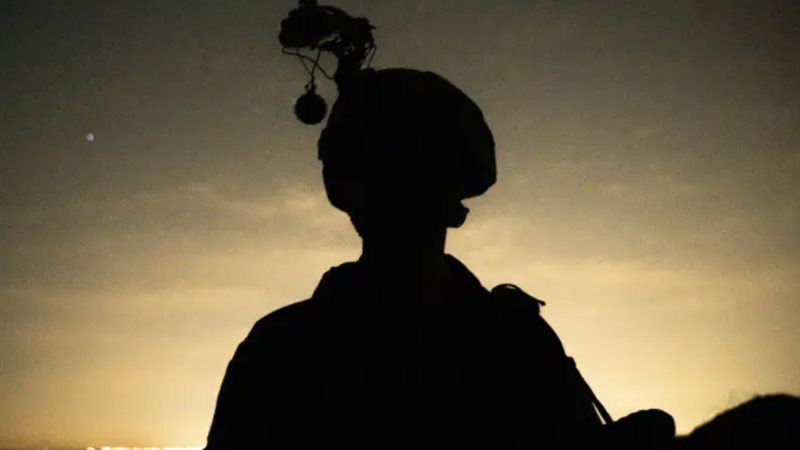 جنود الاحتلال يعتدون