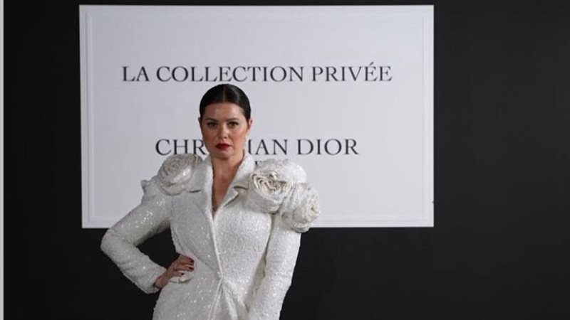 يسرا اللوزي