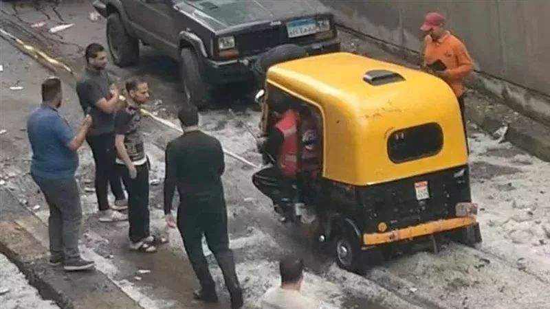 التوك توك ضحية العاصفة