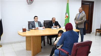 نائب محافظ الفيوم يعقد لقاء لخدمة المواطنين بمدينة أبشواي