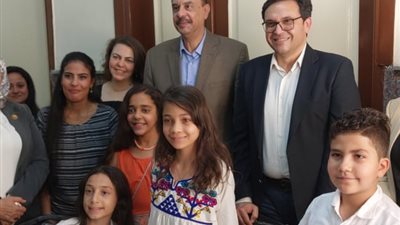 بالصور.. وزير الثقافة ومحافظ سوهاج يفتتحان بيت ثقافة أخميم بعد تطويره