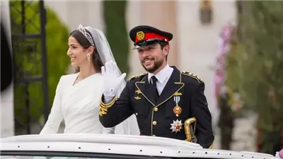 الأميرة إيمان تزين الذكرى الثانية لزواج ولي العهد الأردني الأمير الحسين ورجوة