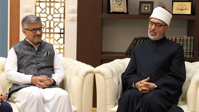 المفتى يلتقى سفير باكستان لدى القاهرة لبحث آفاق التعاون الديني