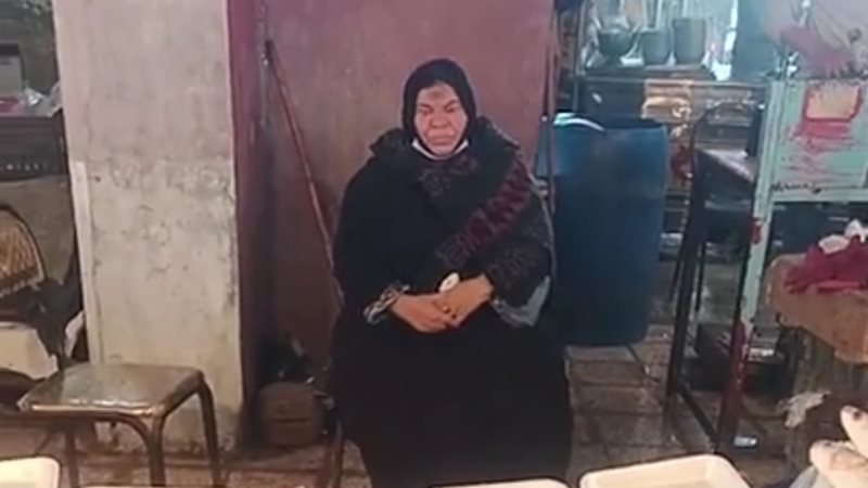 أم احمد بائعة الأسماك