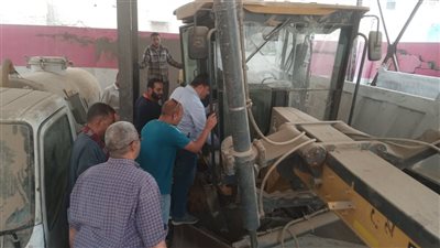 محافظ أسيوط يوجه برفع كفاءة المعدات وإجراء الصيانة الدورية لها |صور