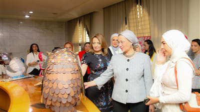  وزيرة البيئة تفتتح معرض إعادة التدوير تزامنا للاحتفال بيوم البيئة العالمي