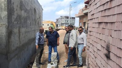 رئيس مياه دمياط يتفقد مشروعات حياة كريمة بقرى مركز كفر سعد