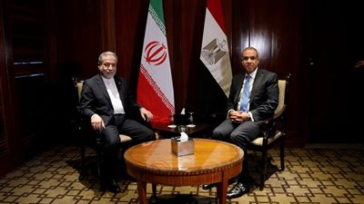 وزير الخارجية الإيراني: نؤكد أهمية تعزيز العلاقات المشتركة بين طهران والقاهرة