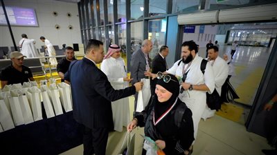 بعثة أسر شهداء الشرطة تغادر إلى الأراضي المقدسة لأداء فريضة الحج |الصور