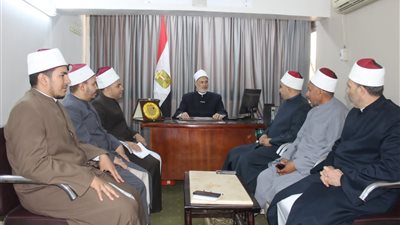 وكيل أوقاف بني سويف يحذر من الاختلاط بين الرجال والنساء في صلاة العيد