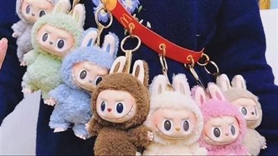 حملة رقابية مشددة في العراق لمصادرة دمية «لابوبو» المثيرة للجدل|تفاصيل