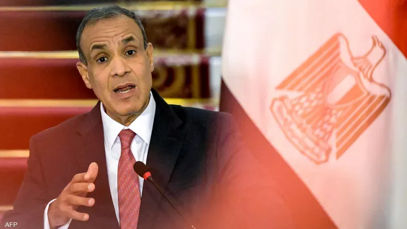 وزير الخارجية بدر