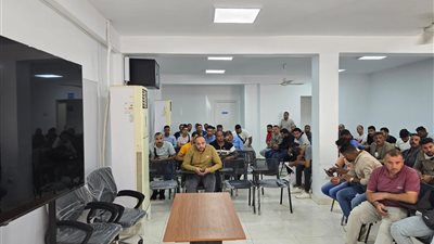 براتب يصل لـ 350 دينار أردني.. فرص عمل في صناعة الزجاج للعمال المصريين