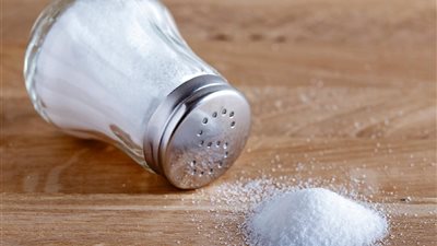 الملح.. العدو الصامت لصحة القلب: لماذا يجب أن ننتبه لما نأكله؟