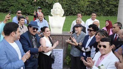 أسمهان تعود إلى الأوبرا.. تمثال برونزي يخلّد أسطورتها الفنية|خاص بالفيديو