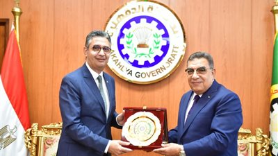 محافظ الدقهلية يستقبل وزير التموين لتفقده عدد من المشروعات بالمحافظة 