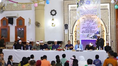  أوقاف السويس تشهد حفل تكريم حفظة القرآن الكريم من مسجد إبراهيم نافع