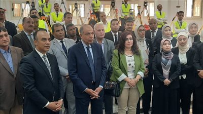 الأول من نوعه.. محافظ المنيا يفتتح مجمع الذكاء المكاني 